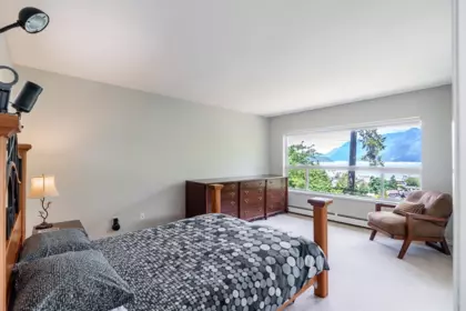 Walk-In Closet Photo of 6330 Chatham Street, West Vancouver, BC