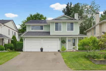 21572 93b Avenue, Langley, BC, Langley — Single Family Residence for sale