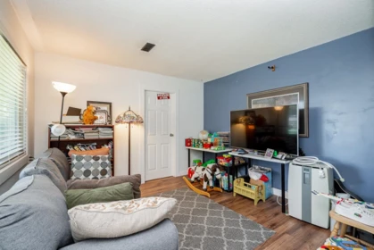 Basement Recreation Room Photo of 32325 Ptarmigan Drive, Mission, BC