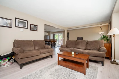 Breakfast Nook Photo of 32325 Ptarmigan Drive, Mission, BC