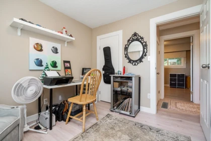 Guest Bathroom Photo of 32325 Ptarmigan Drive, Mission, BC