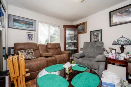 Laundry Room Photo of 32325 Ptarmigan Drive, Mission, BC