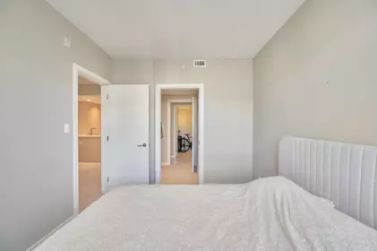 Walk-In Closet Photo of 209 508 W 29th Avenue, Vancouver, BC