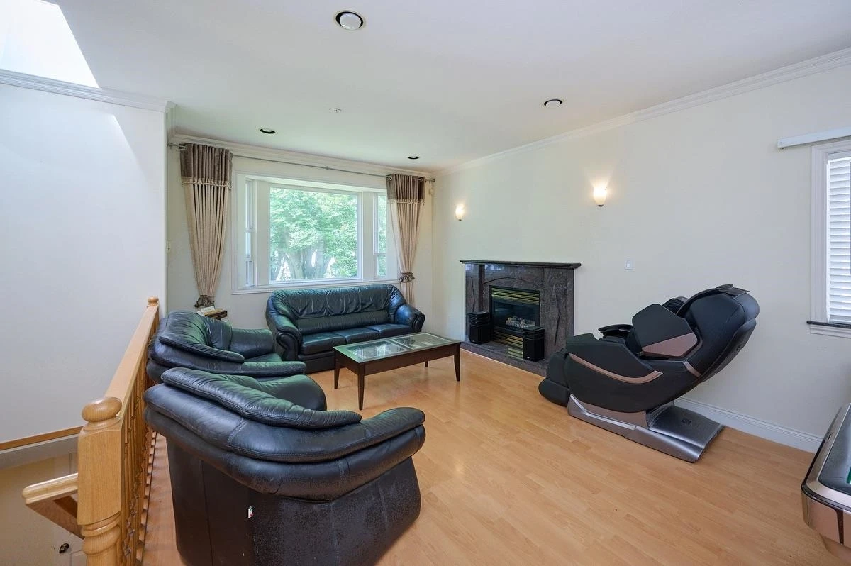 Living Room Photo of 2326 Charles Street, Vancouver, BC