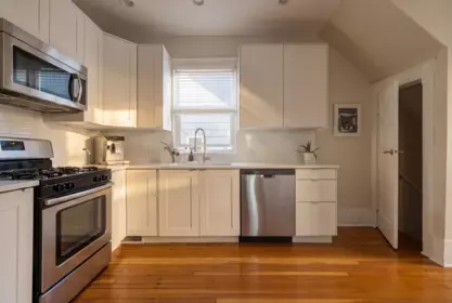 Guest Bathroom Photo of 2057 Cypress Street, Vancouver, BC
