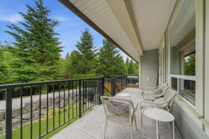 Breakfast Nook Photo of 24766 100a Avenue, Maple Ridge, BC