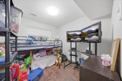 Community Amenities Photo (Clubhouse) of 24766 100a Avenue, Maple Ridge, BC