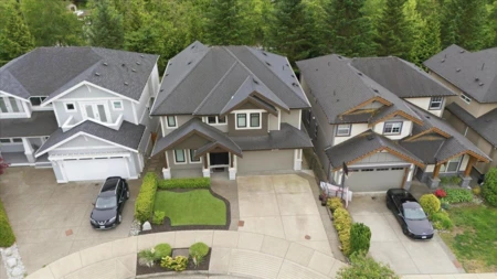 Fitness Center Photo Near 24766 100a Avenue, Maple Ridge, BC