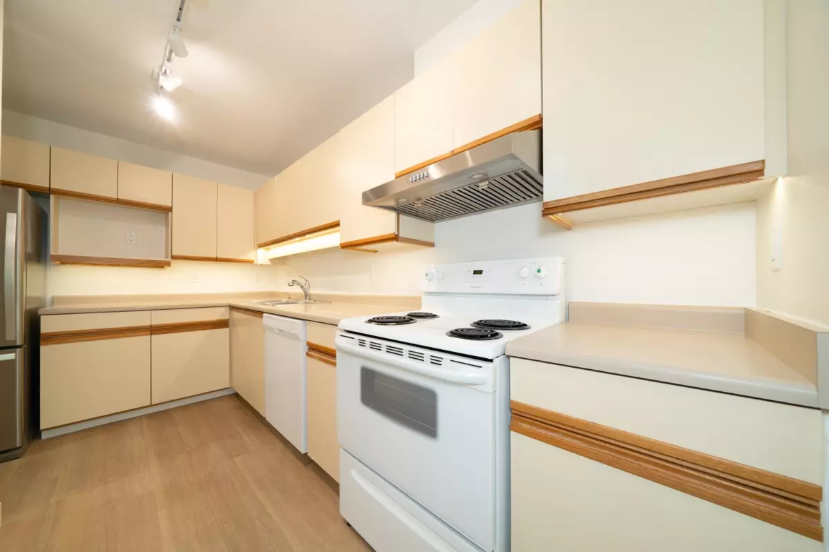 Family Room Photo of 305 5790 Patterson Avenue, Burnaby, BC