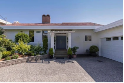 13576 13a Avenue, White Rock, BC, White Rock — Single Family Residence for sale