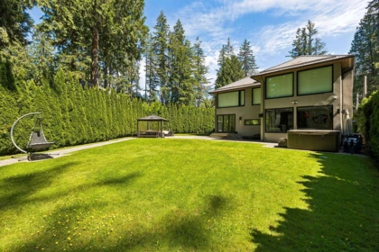 Backyard Photo of 4577 Capilano Road, North Vancouver, BC
