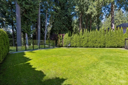 Hot Tub / Spa Photo of 4577 Capilano Road, North Vancouver, BC