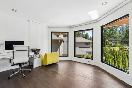 Loft / Bonus Room Photo of 4577 Capilano Road, North Vancouver, BC