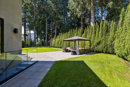 Outdoor Patio Photo of 4577 Capilano Road, North Vancouver, BC