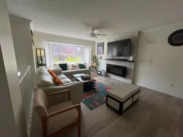 Kitchen Photo of 8063 138a Street, Surrey, BC