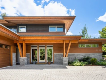 8003 Cypress Place, Whistler, BC, Whistler — Single Family Residence for sale