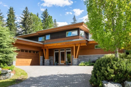 8003 Cypress Place, Whistler, BC, Whistler — Single Family Residence for sale