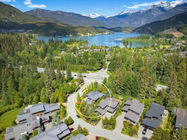 8003 Cypress Place, Whistler, BC, Whistler — Single Family Residence for sale