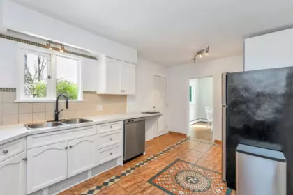 Breakfast Nook Photo of 7958 Taulbut Street, Mission, BC