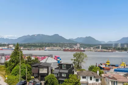 Outdoor Deck Photo of 2808 Wall Street, Vancouver, BC