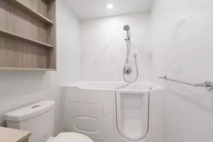 Basement Recreation Room Photo of 402 15165 Thrift Avenue, Surrey, BC