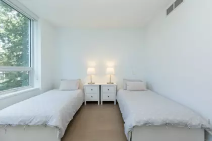 Bedroom 2 Photo of 402 15165 Thrift Avenue, Surrey, BC