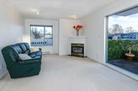 206 1085 W 17th Street, North Vancouver, BC
