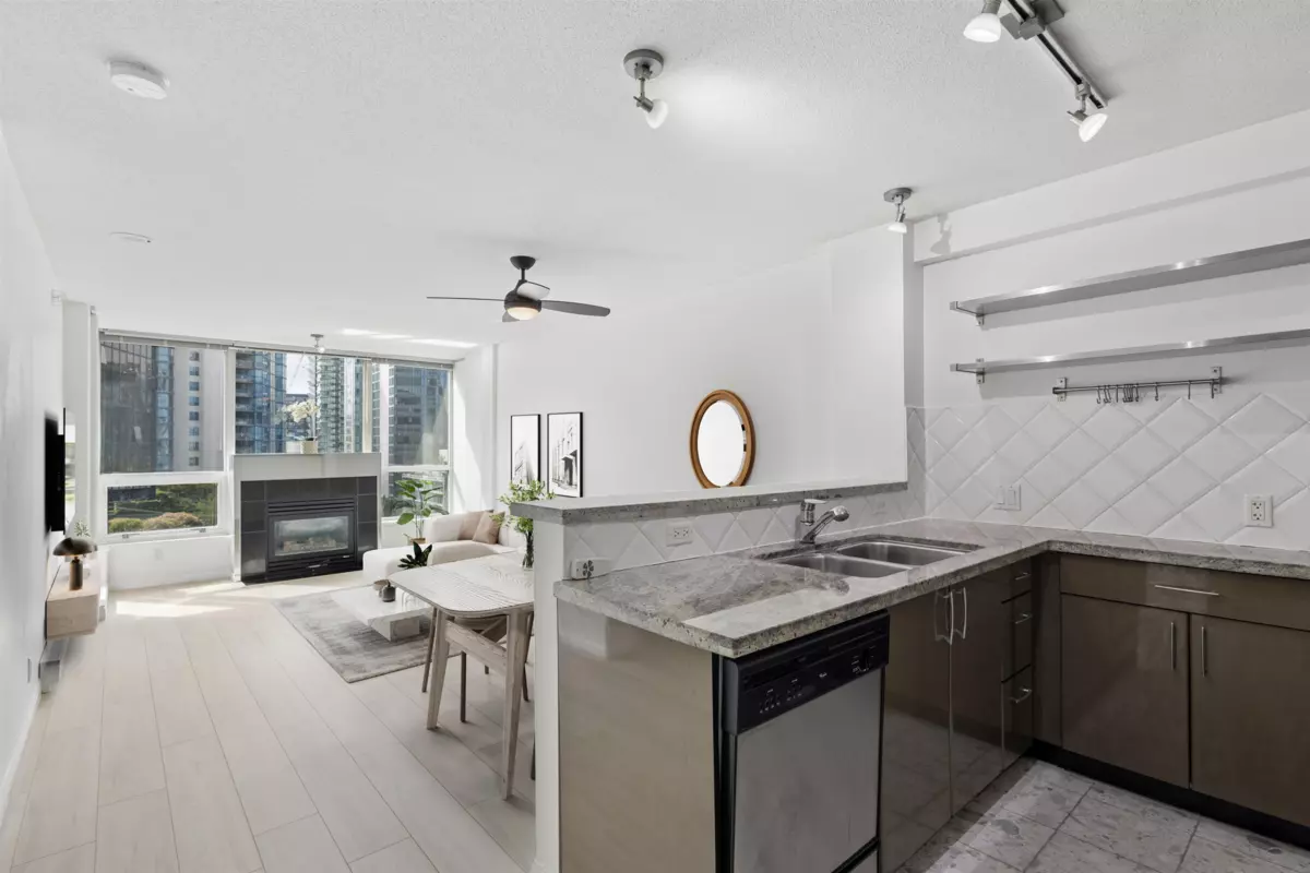 Exterior Rear Photo of 903 1328 W Pender Street, Vancouver, BC