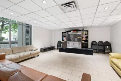 Community Amenities Photo (Clubhouse) of 903 1328 W Pender Street, Vancouver, BC
