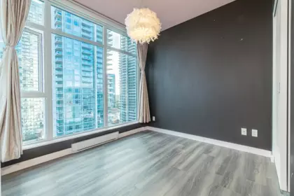 Primary Bedroom Photo of 1909 4688 Kingsway, Burnaby, BC
