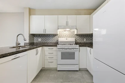 Breakfast Nook Photo of 209 688 E 16th Avenue, Vancouver, BC