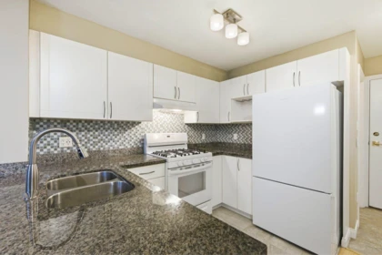 Primary Bedroom Photo of 209 688 E 16th Avenue, Vancouver, BC