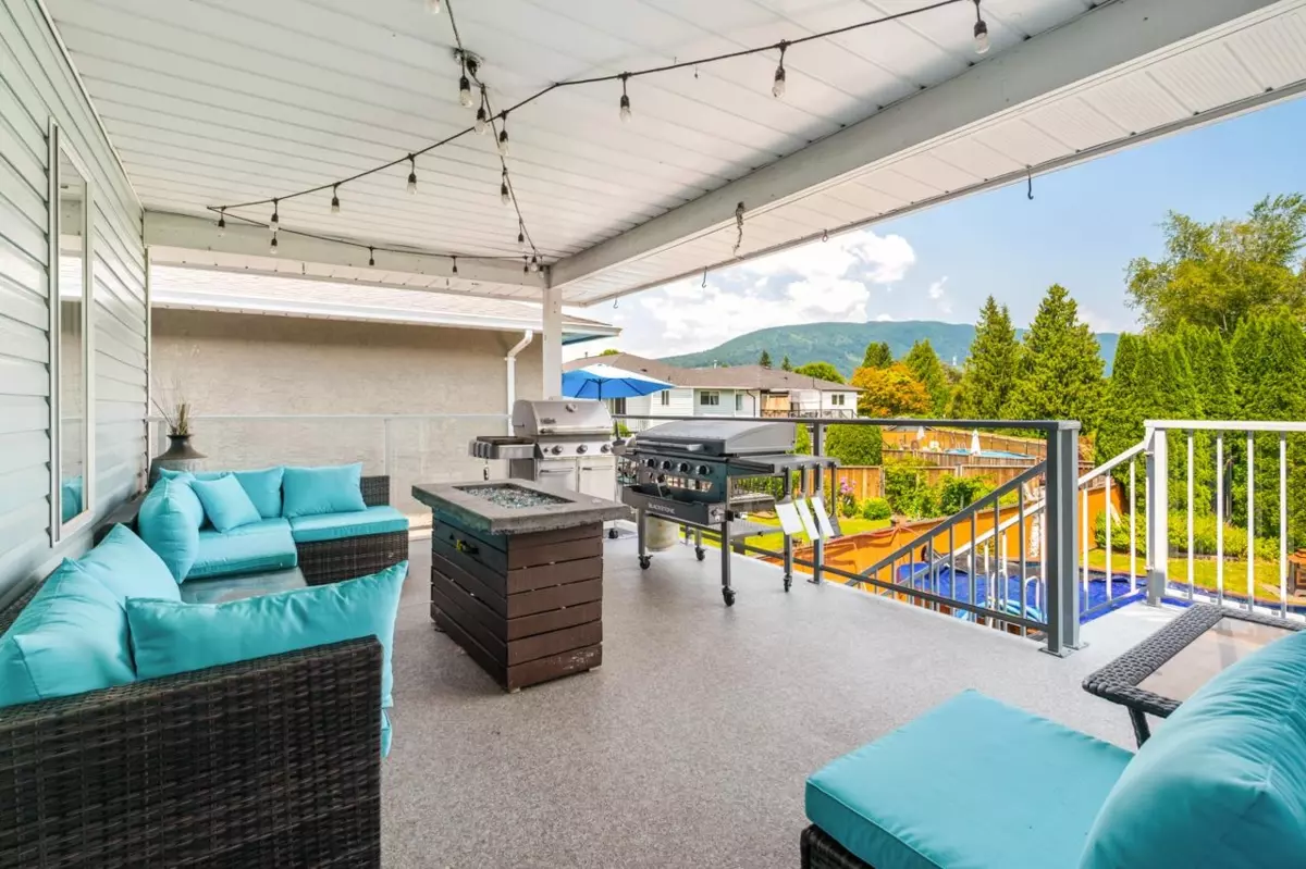 Family Room Photo of 619 Swanson Place, Port Coquitlam, BC