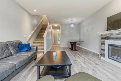 Kitchen Photo of 17 20159 68 Avenue, Langley, BC