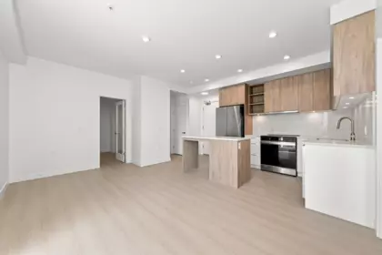 Kitchen Photo of 427 82 First Street, New Westminster, BC