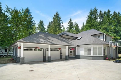 21083 42 Avenue, Langley, BC, Langley — Single Family Residence for sale