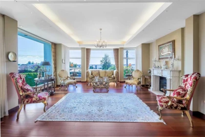 Family Room Photo of 2273 Mathers Avenue, West Vancouver, BC