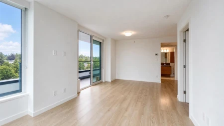 704 8238 Lord Street, Vancouver, BC, Vancouver — Apartment/Condo for sale