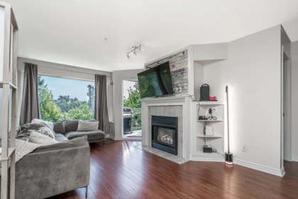Bedroom 3 Photo of 406 33718 King Road, Abbotsford, BC