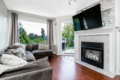 Guest Bathroom Photo of 406 33718 King Road, Abbotsford, BC