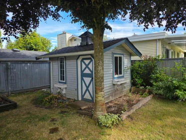 Office / Den Photo of 15580 20 Avenue, Surrey, BC