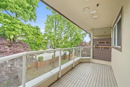 Breakfast Nook Photo of 305 1009 Howay Street, New Westminster, BC