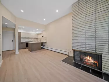 Kitchen Photo of 402 2211 W 2nd Avenue, Vancouver, BC