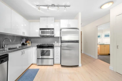 305 175 W 1st Street, North Vancouver, BC, North Vancouver — Apartment/Condo for sale