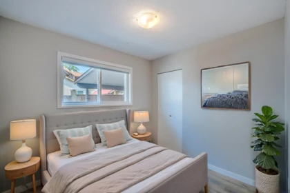 Breakfast Nook Photo of 32565 George Ferguson Way, Abbotsford, BC