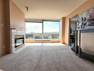 906 9623 Manchester Drive, Burnaby, BC, Burnaby — Apartment/Condo for sale