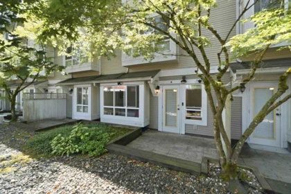 Outdoor Patio Photo of 13 6577 Southoaks Crescent, Burnaby, BC