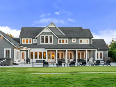 Front Yard Photo of 24729 44 Avenue, Langley, BC