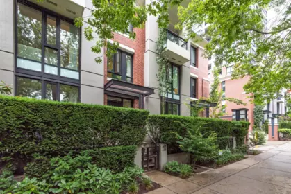 973 Mainland Street, Vancouver, BC, Vancouver — Townhouse for sale