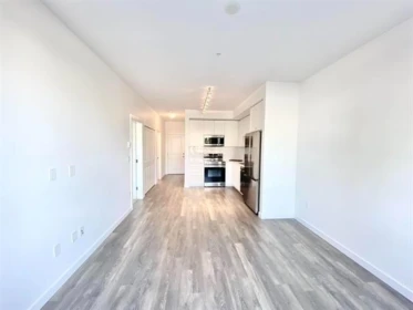102 15858 Fraser Highway, Surrey, BC, Surrey — Apartment/Condo for sale